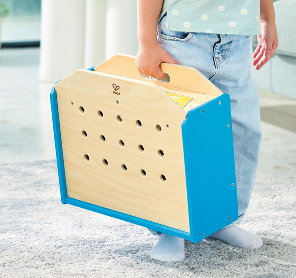 Tablero de Trabajo de Madera con Herramientas