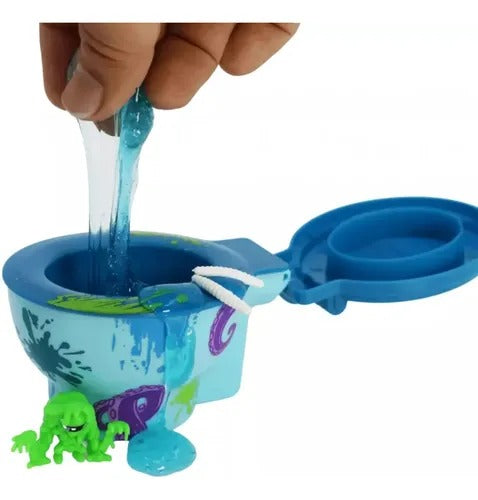 Slimy Monsters in Toilet - Azul